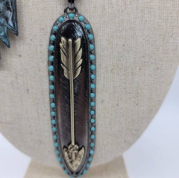 Western Necklace and earring set - Picture 2 of 3